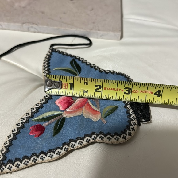 Free With $25 Purchase-Butterfly Purse-Mini Slip Top Open-Cloth-GUC - Picture 11 of 14